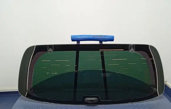 Hyundai Santa Fe Rear windscreen/windshield window 