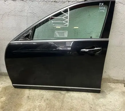 Mercedes-Benz S W221 Front door 