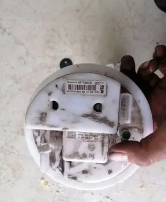 Opel Combo E In-tank fuel pump 9809359380