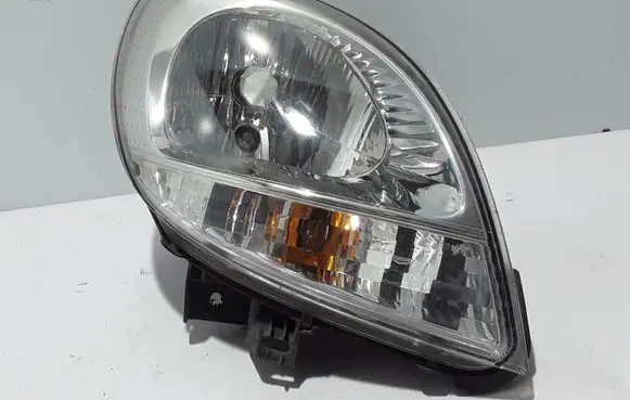 Renault Kangoo I Headlight/headlamp 8200236591