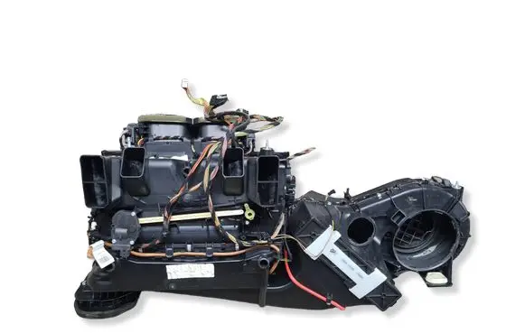 Mercedes-Benz E W212 Interior heater climate box assembly A2128304560