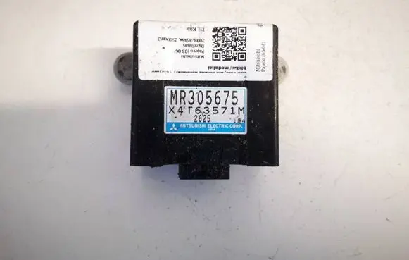 Mitsubishi Pajero Sport I Door control unit/module mr305675 x4t63571m