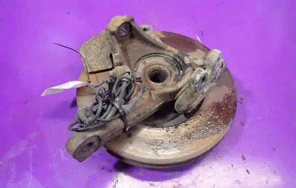 Peugeot 407 Front wheel hub spindle knuckle