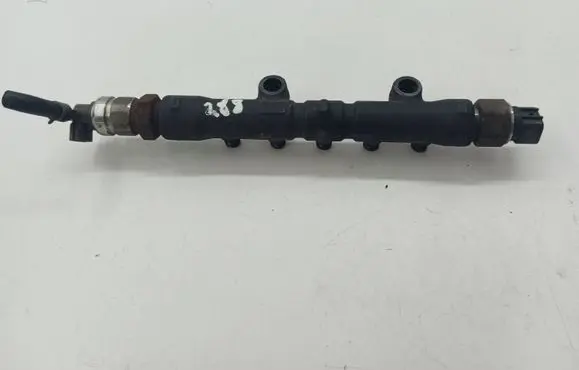 Toyota Corolla Verso AR10 Fuel main line pipe NF009692