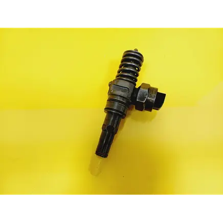 Fuel injector