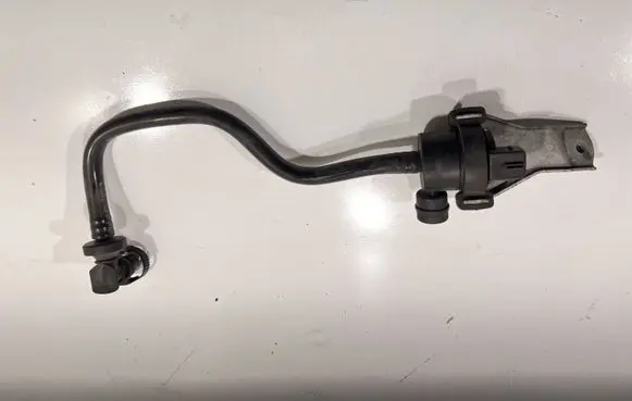 BMW 7 F01 F02 F03 F04 Breather/breather pipe/hose 7576303