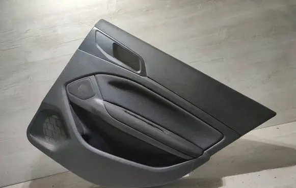 Peugeot 308 Coupe rear side trim panel 