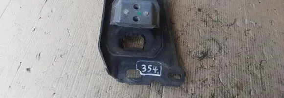 Peugeot Expert Gearbox mounting bracket 9821257480