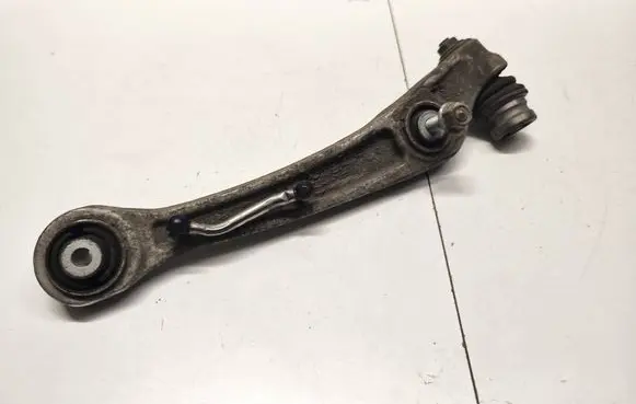 Front lower control arm/wishbone