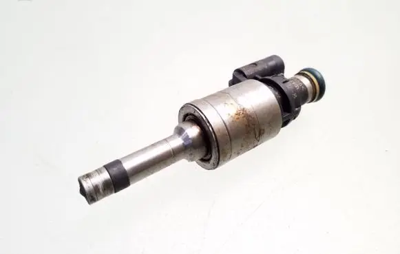 Ford Focus Fuel injector CM5G9F593FA