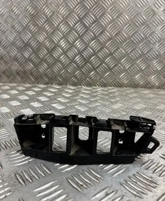 Volkswagen Touareg II Front bumper mounting bracket 7P6807184G