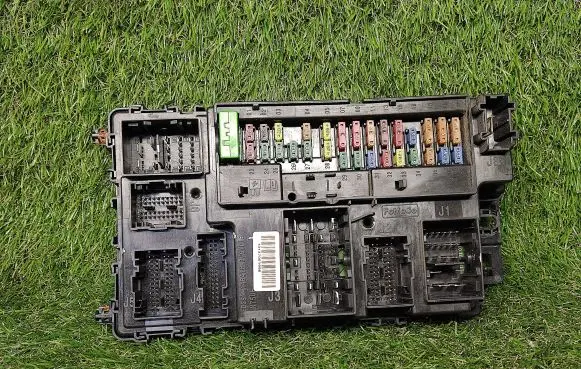 Ford Fusion II Power management control unit DG9T15604DM A2C7337821200