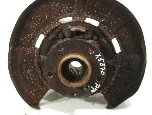 BMW X5 E70 Rear wheel hub 6770984