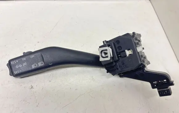 Volkswagen Touran I Indicator stalk 1K0953513A