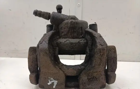 Volvo V60 Front brake caliper