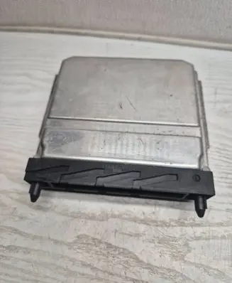 Volvo V70 Engine control unit/module 30637733A 1039S00000 0281011078