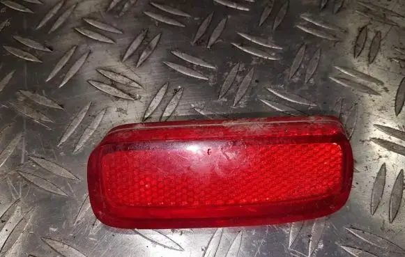 Peugeot 607 Rear tail light reflector