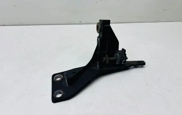 Audi A4 S4 B7 8E 8H Front bumper mounting bracket 8E0805364