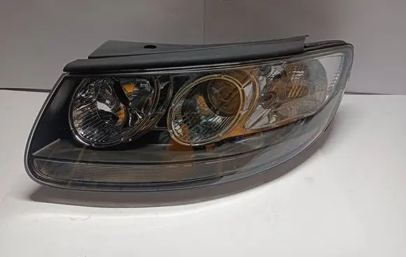 Hyundai Santa Fe Headlight/headlamp RHD0116 02A011B00R 1H0183