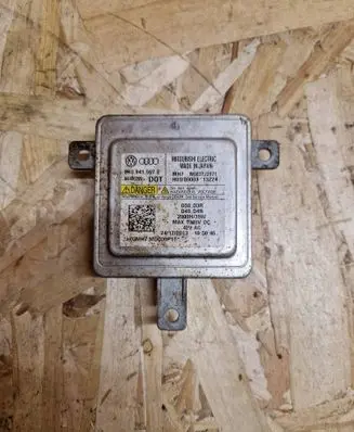 Skoda Superb B6 (3T) Headlight ballast module Xenon 8K0941597E 04400299 H03MH7