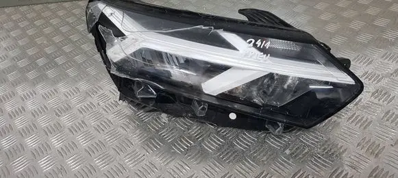 Dacia Sandero III Headlight/headlamp 260160197R