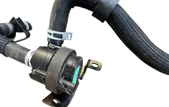 Ford Kuga III Electric auxiliary coolant/water pump LX6118D473HCC