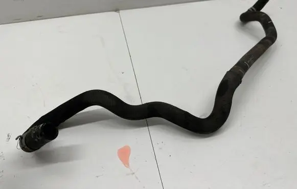 Land Rover Discovery 5 Engine coolant pipe/hose FPLA8063CC