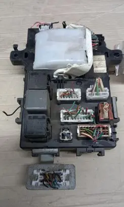 Nissan Primera Central body control module