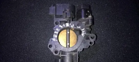 Peugeot 206 Throttle valve 964243280 1381b00284