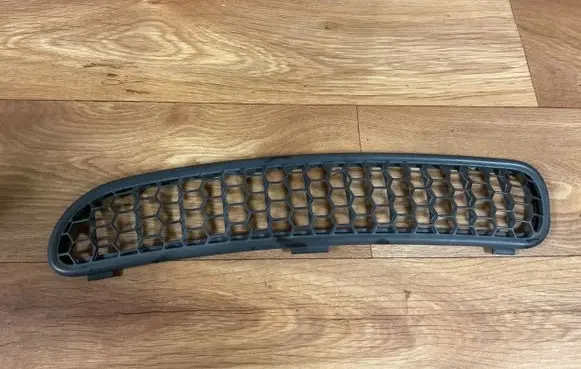 Mini One - Cooper R50 - 53 Wiper trim 