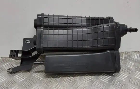 Volkswagen Tiguan Active carbon filter fuel vapour canister 5QA201801A 3Q0196B