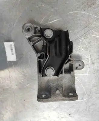 Renault Zoe Gearbox mounting bracket 113327332R