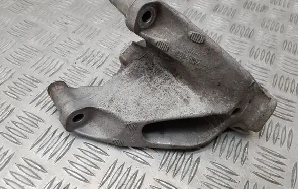 Audi A4 S4 B8 8K Engine mounting bracket 8K0199307AL