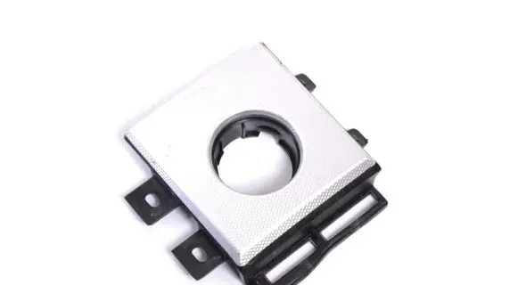 Dashboard glove box trim