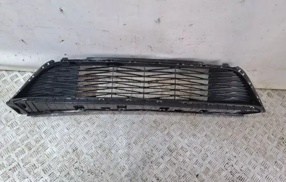KIA Ceed Front bumper lower grill 86560J7DA0