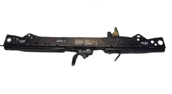 Opel Astra J Radiator support slam panel