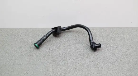 BMW 5 G30 G31 Vacuum line/pipe/hose 8602029