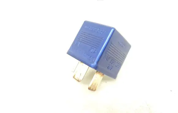 Audi A6 S6 C5 4B Other relay 8A0951253 202