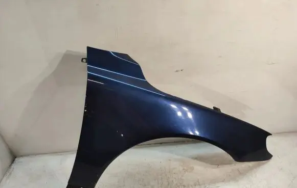 Volvo V70 Fender