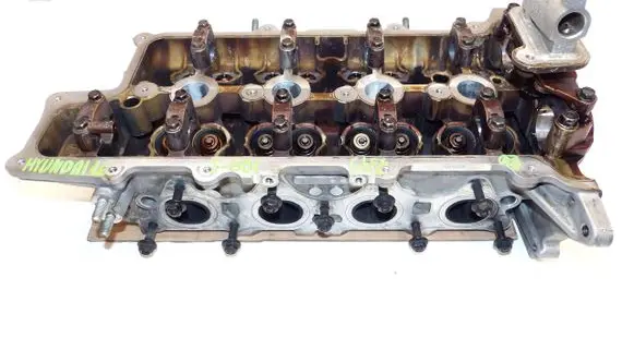 Hyundai Tucson TL Engine head 22111-2B770