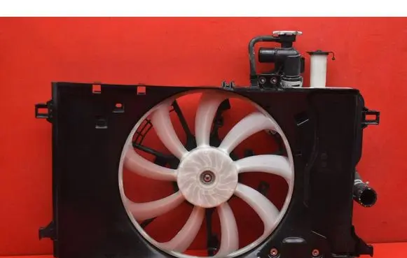 Toyota Yaris Cross Electric radiator cooling fan 16363K0020