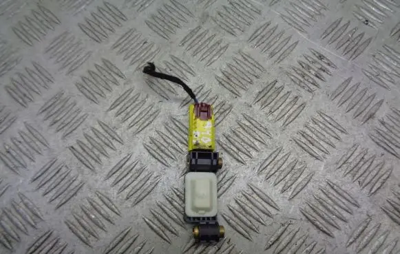 Audi A4 S4 B7 8E 8H Airbag deployment crash/impact sensor 8E0959643B