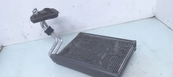 BMW 3 E90 E91 Air conditioning (A/C) radiator (interior) 
