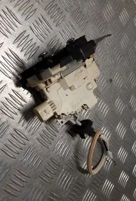 Audi A6 S6 C6 4F Front door lock 4F1837016