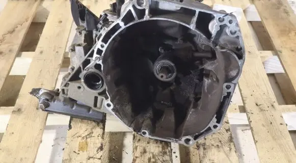 Dacia Lodgy Manual 5 speed gearbox JR5377