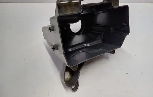 Mercedes-Benz GLC X253 C253 Other engine bay part A2135400124