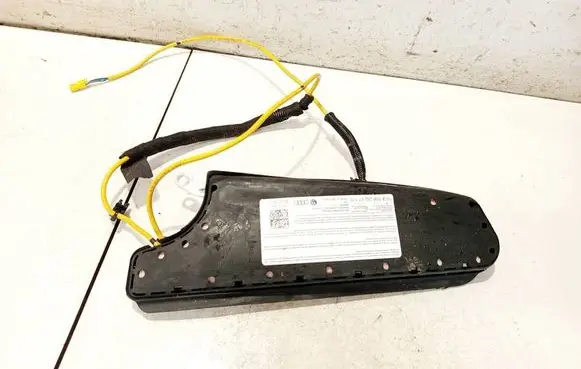 Seat airbag