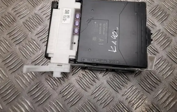 Lexus LBX Fuse box set 8922152A41