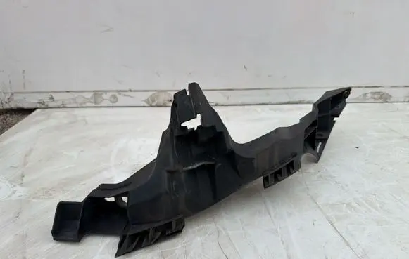 Audi A1 Headlight/headlamp mounting bracket 8K0805608