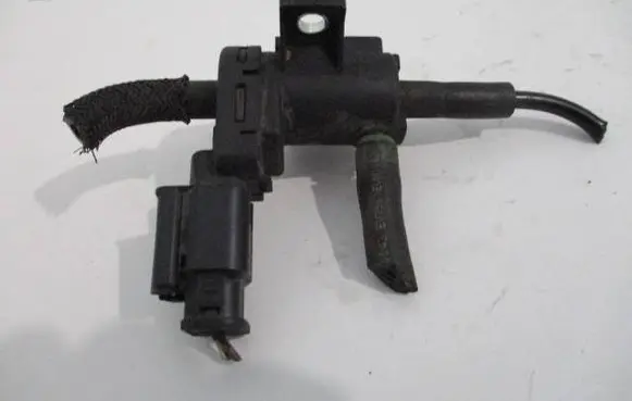 Peugeot 508 Turbo solenoid valve 9665558580